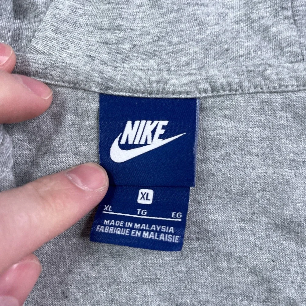 Nike Hoodie Youth‎ Boys XL Grey Sportswear Full Zip Swoosh Logo Sweatshirt Kids